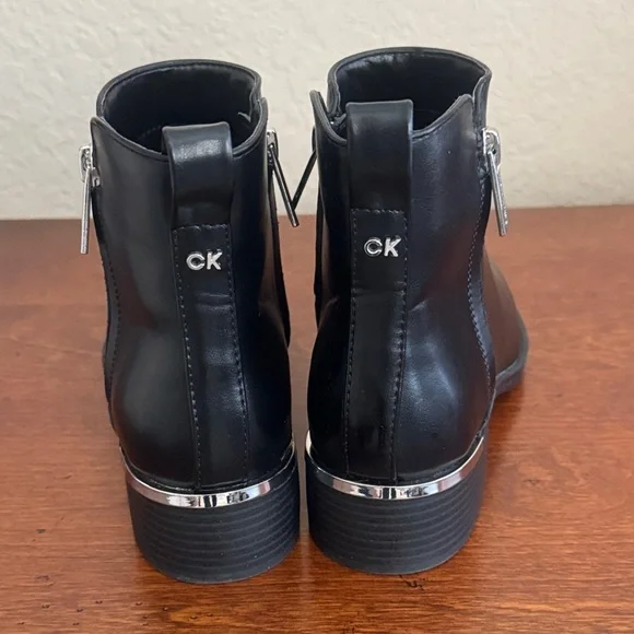 Calvin Klein Women's Black Leather Ankle Boots Size 7.5 M EUC - Picture 2 of 15